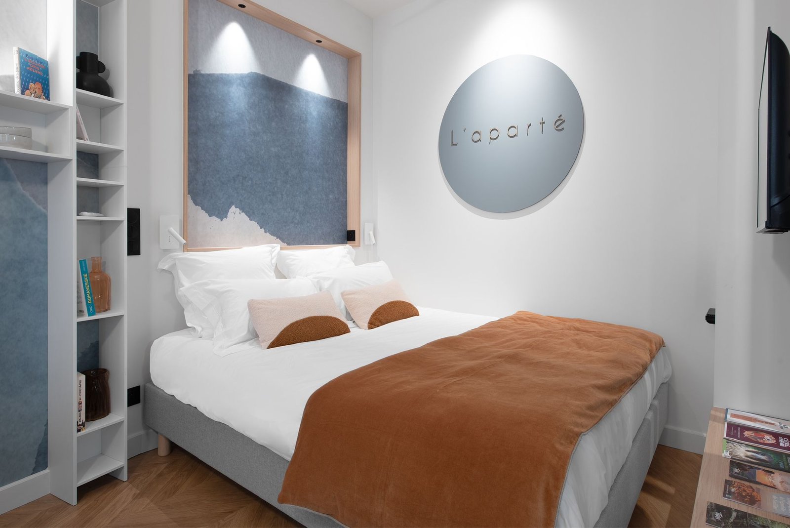 Chambre élégante et moderne